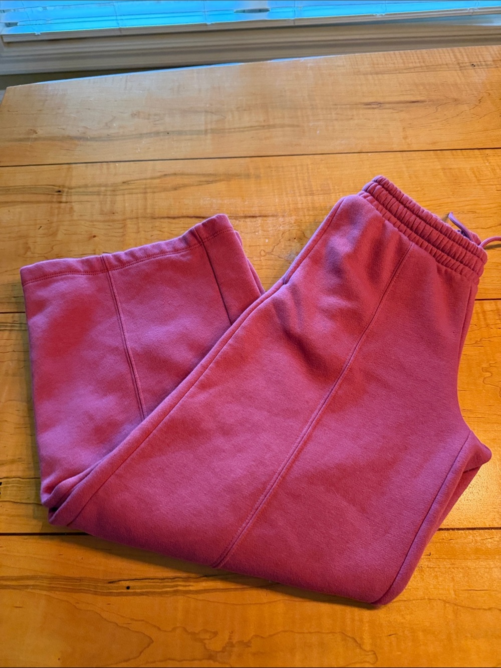 Art Class 10/12 mauve wide leg sweatpants only worn once!